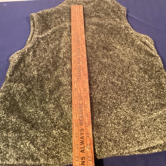 Woolrich vest with toggle buttons Womens medium - Picture 10 of 13